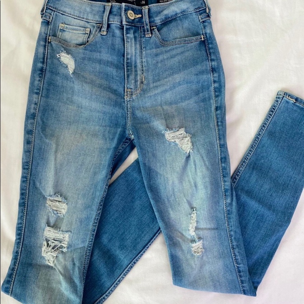 Hollister jeans